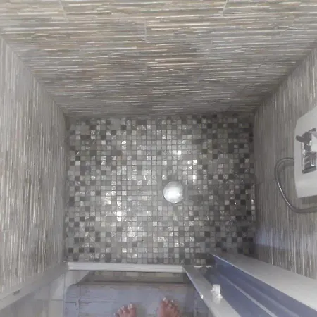 Ianuzza House كاتانيا