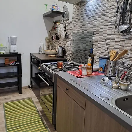 شقة Ianuzza House